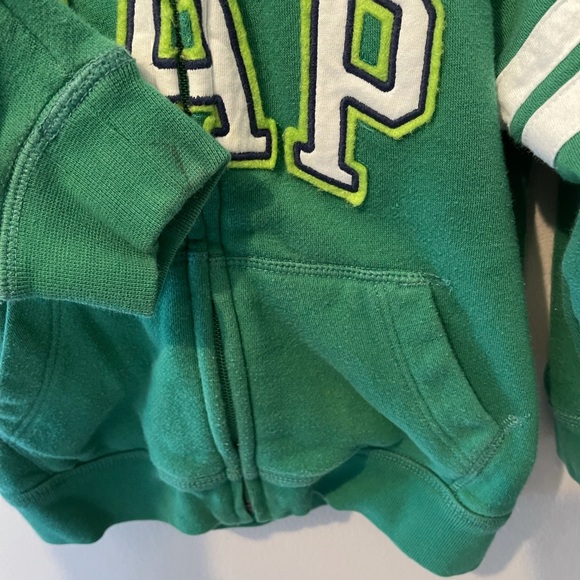 3 sweaters - Picture 11 of 16